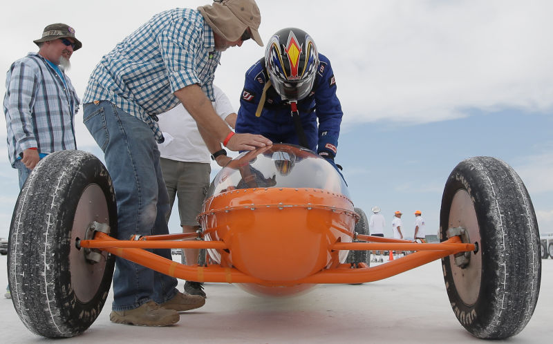 Illustration for article titled Racers Finally Storm The Bonneville Salt Flats Again And It Looks Incredible